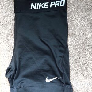 Nike pro shorts🚨